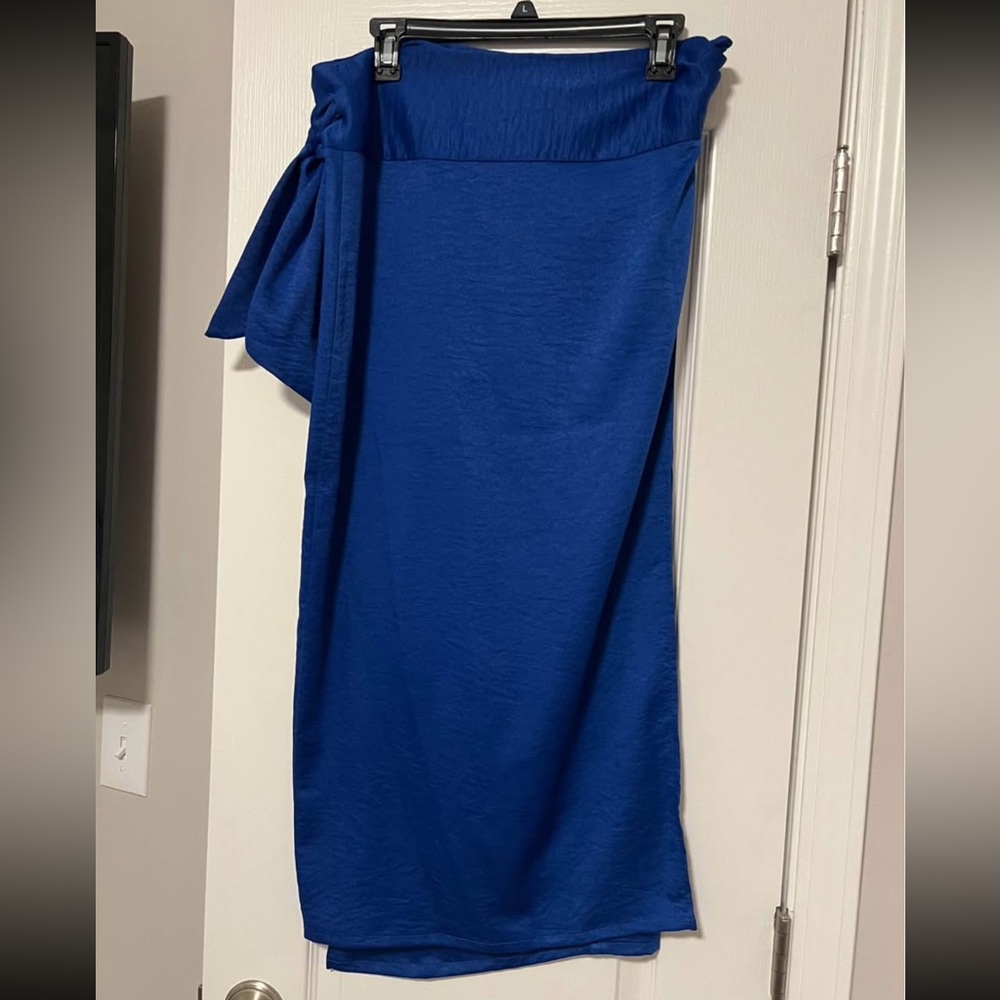 VICI Royal blue wrap skirt - Picture 2 of 5